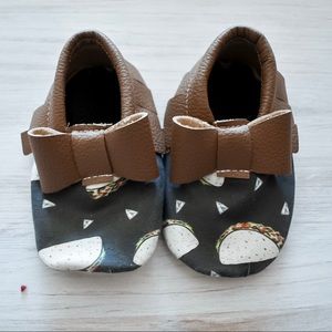 Texas Moccs Taco Shoes